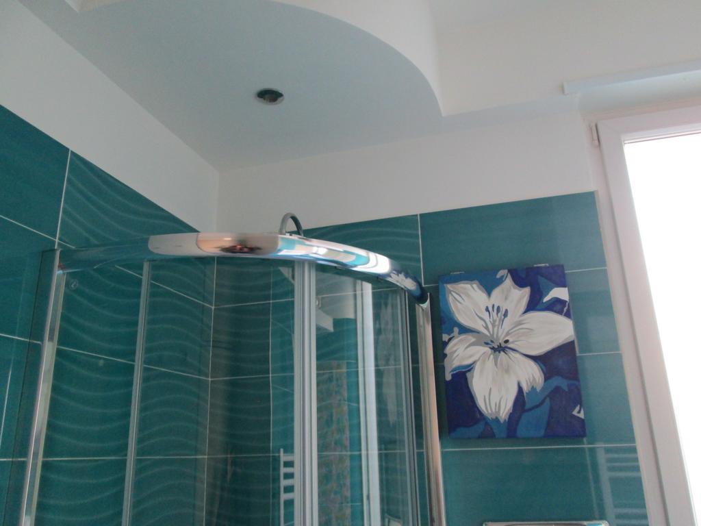 Blu Mare Apartment Salerno Exterior photo